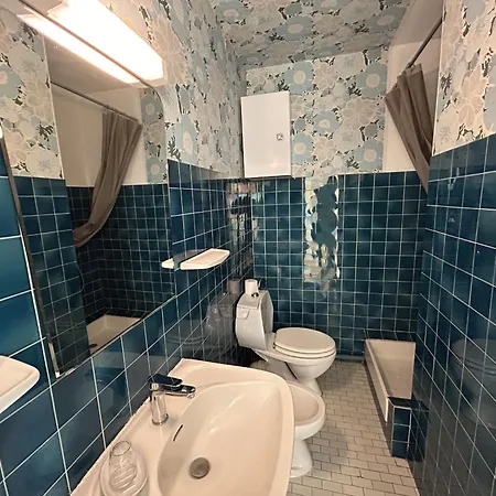 公寓 Avec Balcon Et Parking En Bord De - Fr-1-837-77 *